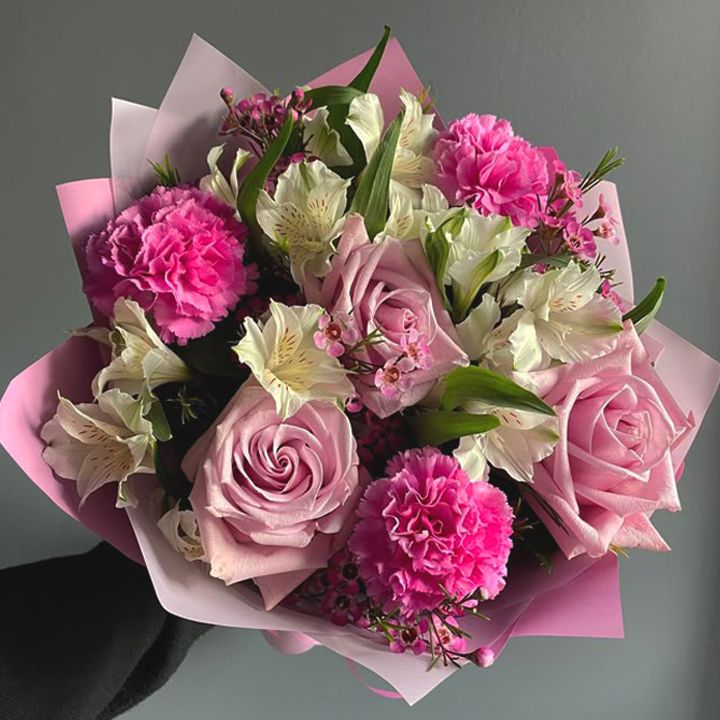 Rózsaszín gömbcsokor