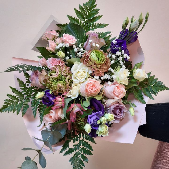 púder lila és rózsaszín árnyalatú gömbcsokor - KICSI MÉRET