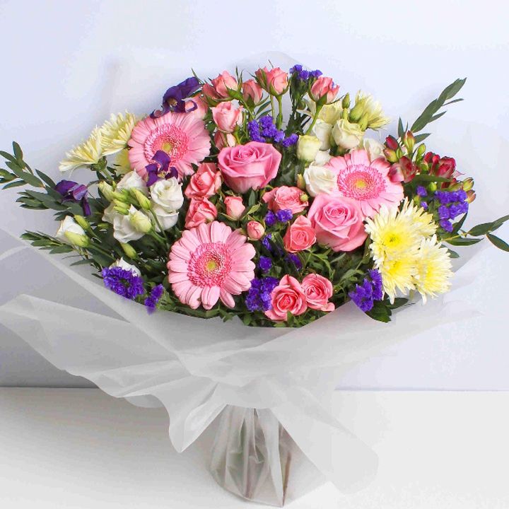 Lila-rózsaszín-krém gömbcsokor - KICSI MÉRET