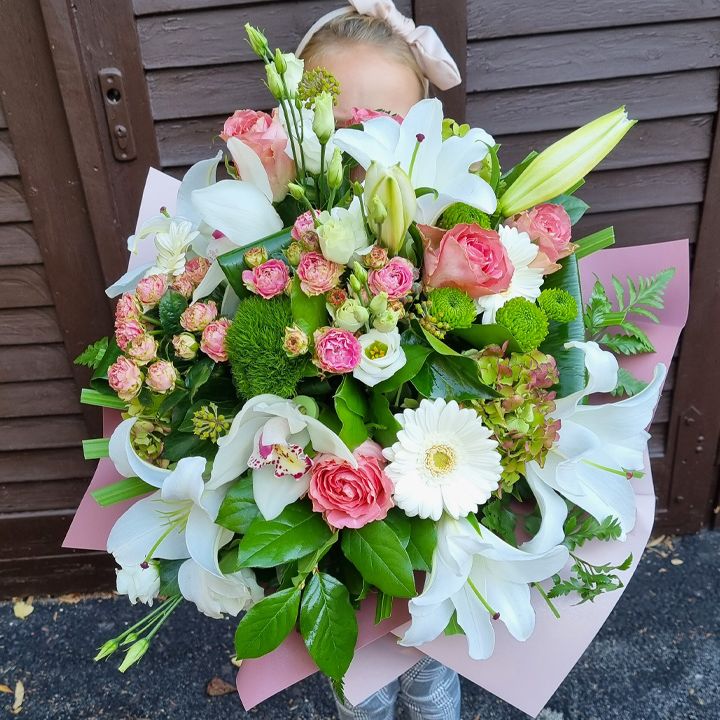 Virágcsokor rózsaszín és fehér színekben - NAGY MÉRET