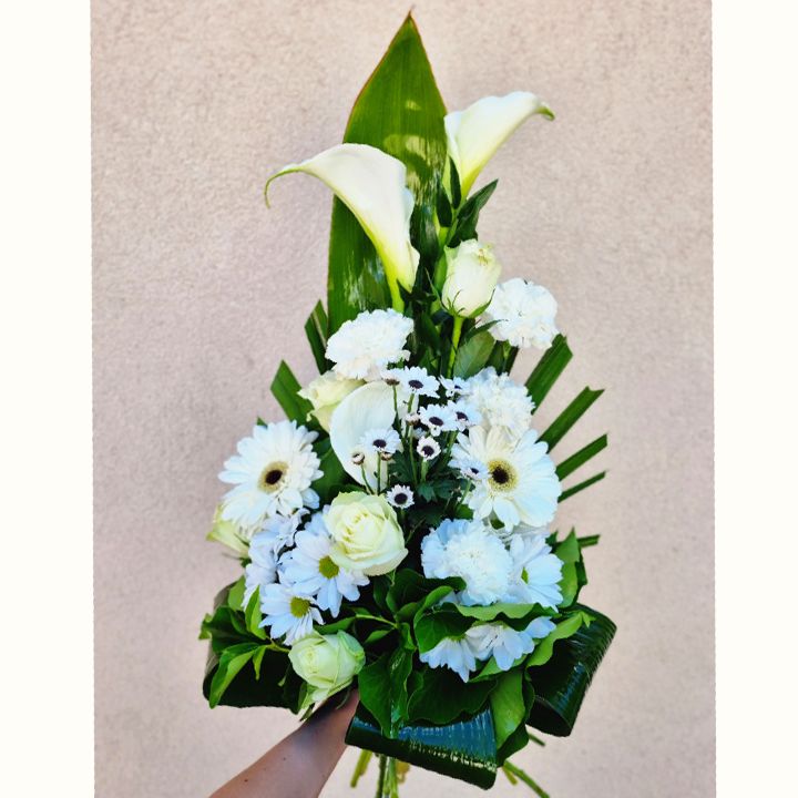 Fehér kegyeleti csokor