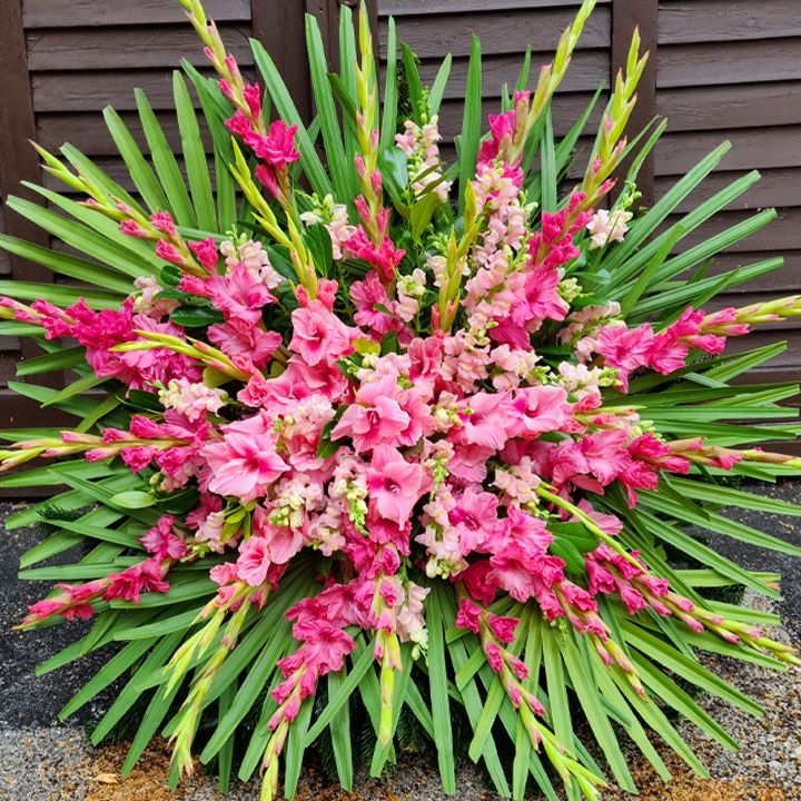 Álló koszorú rózsaszín árnyalatban