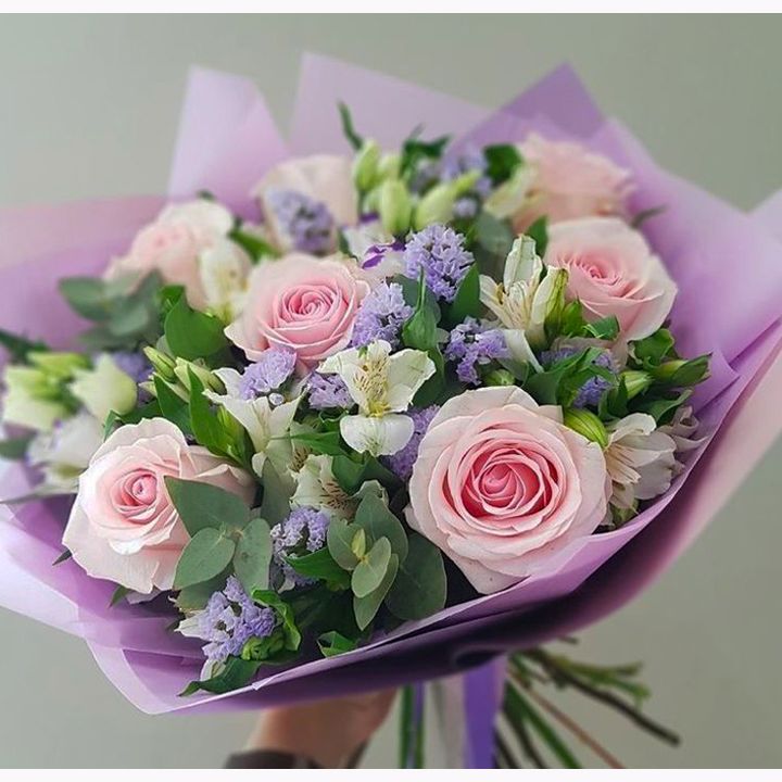 Lila rózsaszín gömbcsokor