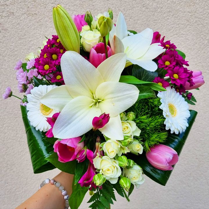 Mély rózsaszín gömbcsokor - KICSI MÉRET